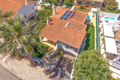 Moradia T2 para Venda em Quarteira