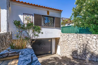 Moradia T2 para Venda em Quarteira
