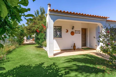 Moradia T2 para Venda em Quarteira