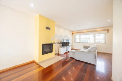 Moradia T3 para Venda em Maceda