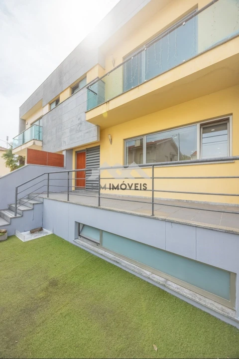 Moradia T3 para Venda em Maceda