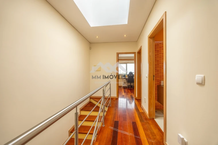 Moradia T3 para Venda em Maceda Foto 32