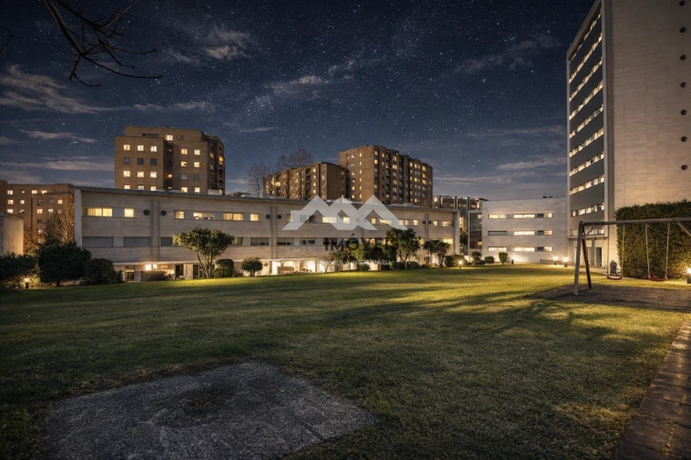 Terreno para Venda em Cidade da Maia Foto 6