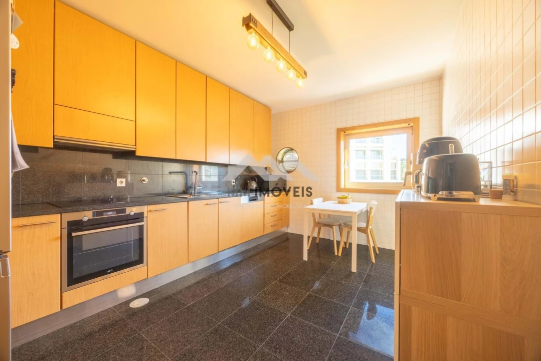 Terreno para Venda em Cidade da Maia Foto 4