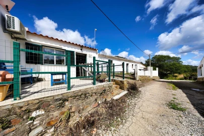 Moradia T3 para Venda em São Bartolomeu de Messines