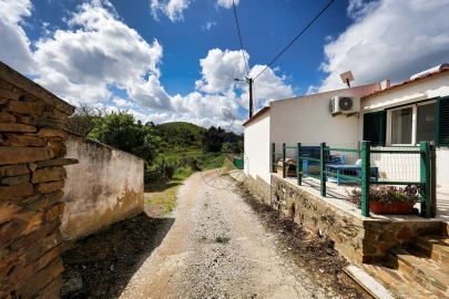 Moradia T3 para Venda em São Bartolomeu de Messines