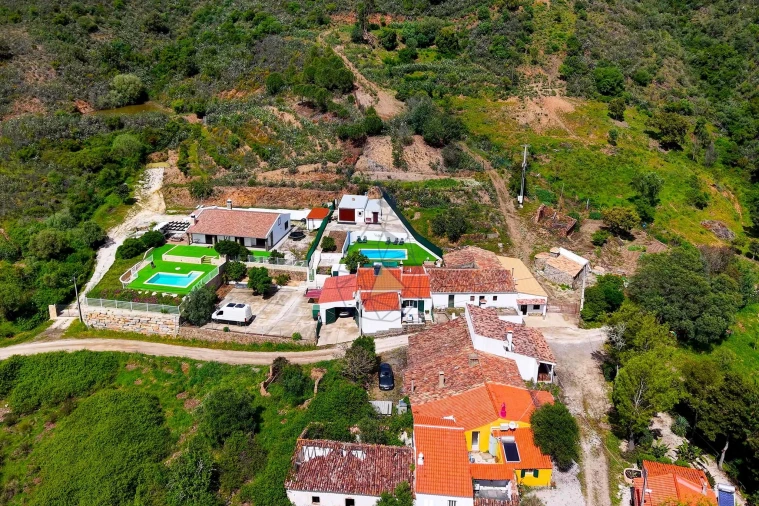 Moradia T3 para Venda em São Bartolomeu de Messines Foto 54