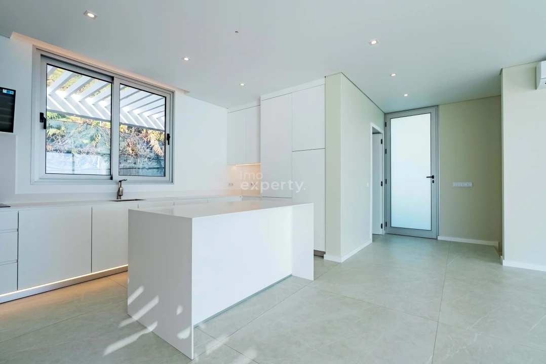 Moradia T3 para Venda em Paul do Mar Foto 20