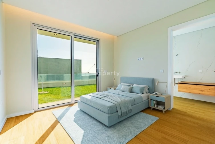 Moradia T3 para Venda em Paul do Mar Foto 29