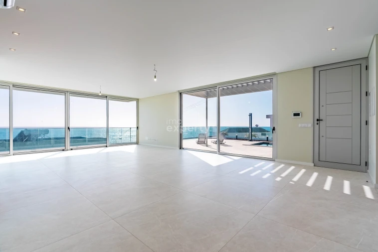 Moradia T3 para Venda em Paul do Mar Foto 10