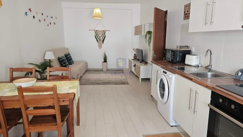 Apartamento T1 para Arrendamento em Foz do Arelho