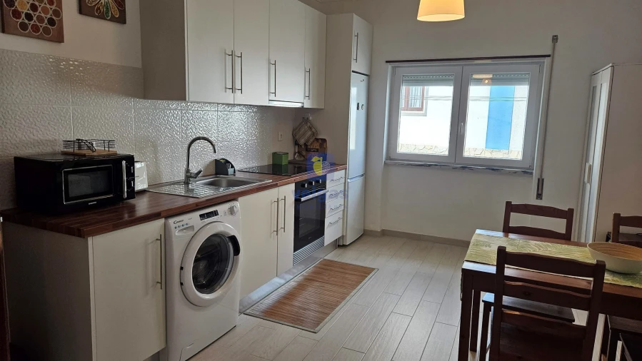 Apartamento T1 para Arrendamento em Foz do Arelho Foto 2