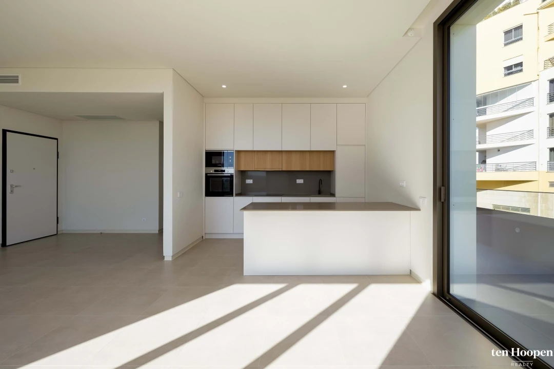 Apartamento T2 para Venda em Portimão Foto 11