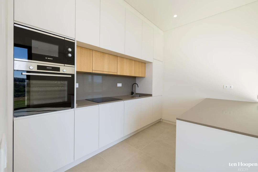 Apartamento T2 para Venda em Portimão Foto 8
