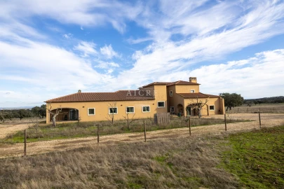 Quinta T12 para Venda em Malagueira e Horta das Figueiras