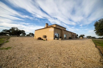 Quinta T12 para Venda em Malagueira e Horta das Figueiras