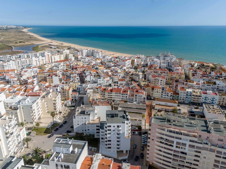 Apartamento T1 para Venda em Armação de Pera Foto 5