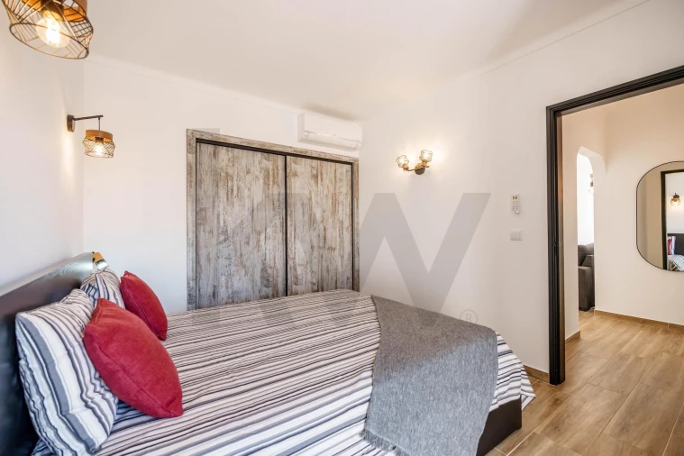 Apartamento T1 para Venda em Armação de Pera Foto 18