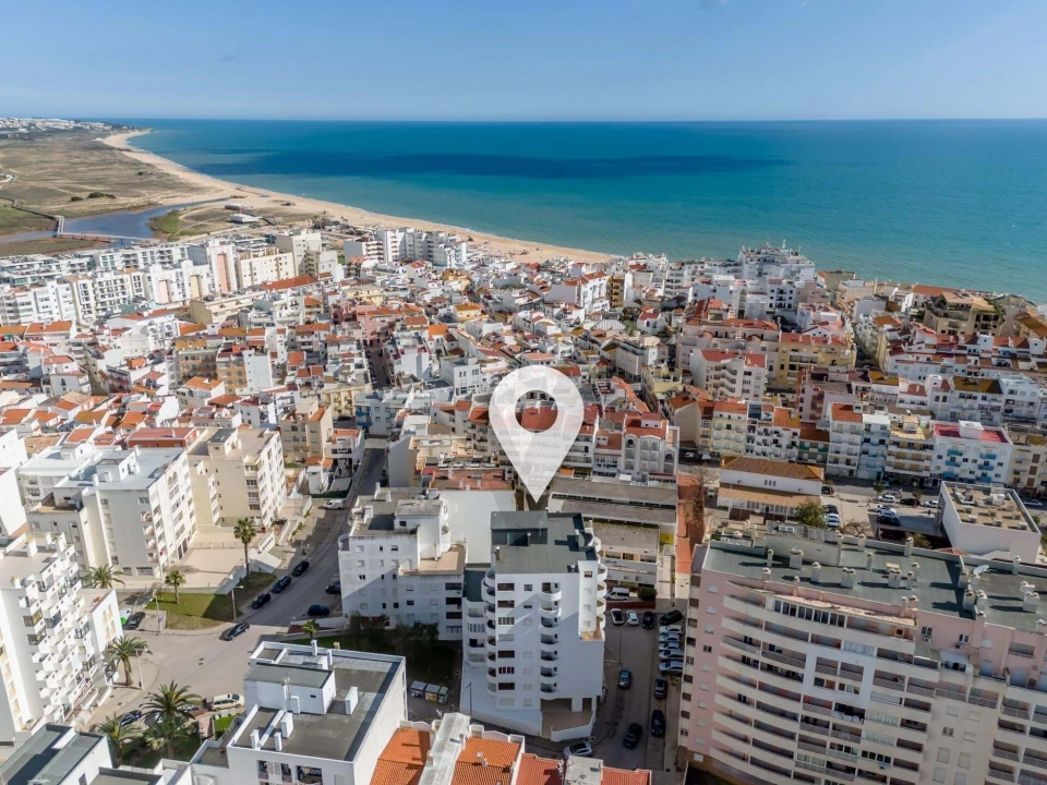 Apartamento T1 para Venda em Armação de Pera Foto 4