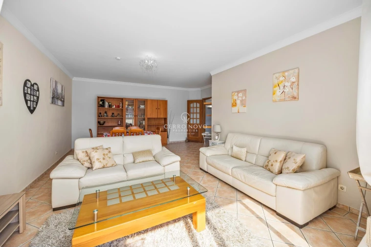 Apartamento T3 para Venda em Guia Foto 19