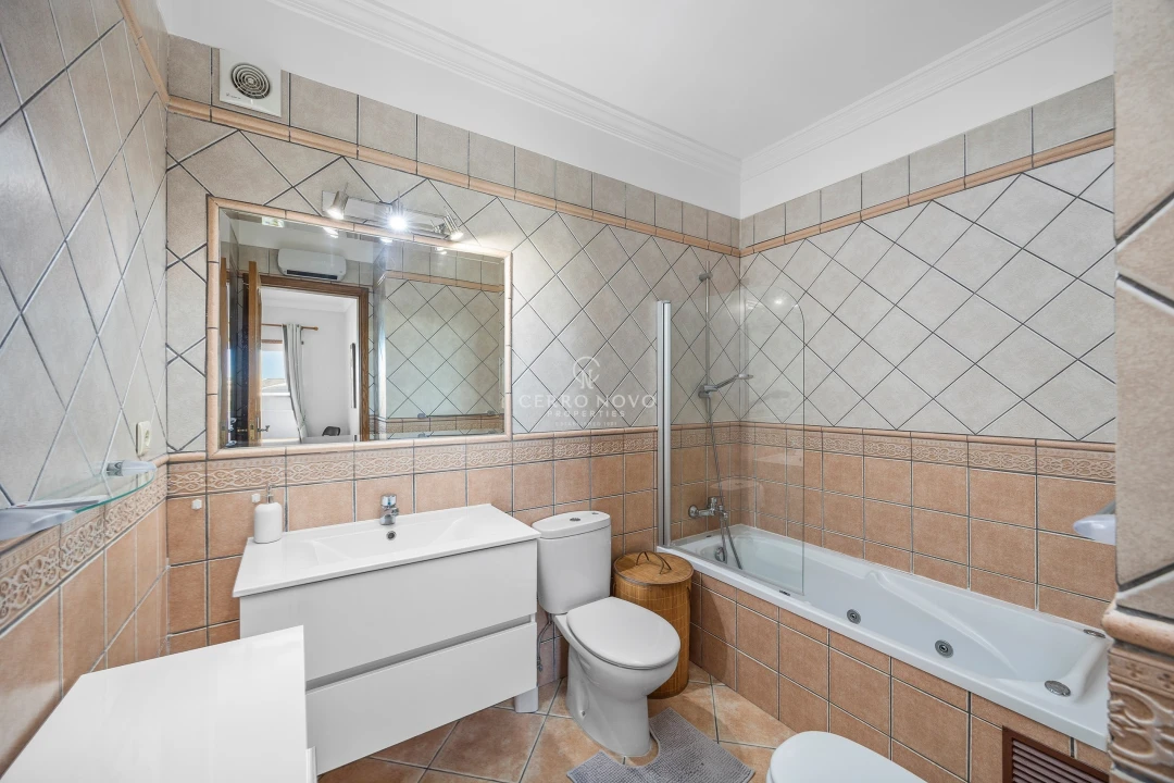 Apartamento T3 para Venda em Guia Foto 4