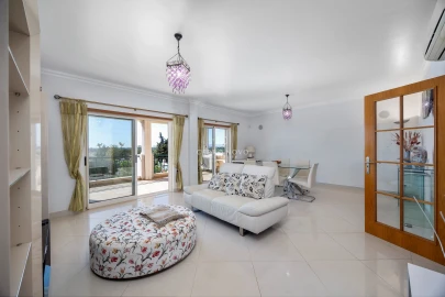 Apartamento T4 para Venda em Guia