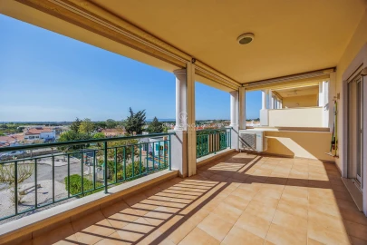 Apartamento T4 para Venda em Guia