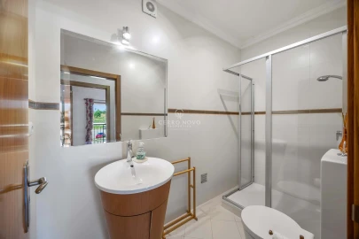 Apartamento T4 para Venda em Guia