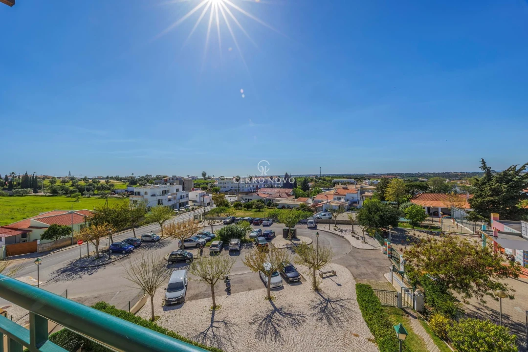 Apartamento T4 para Venda em Guia Foto 6