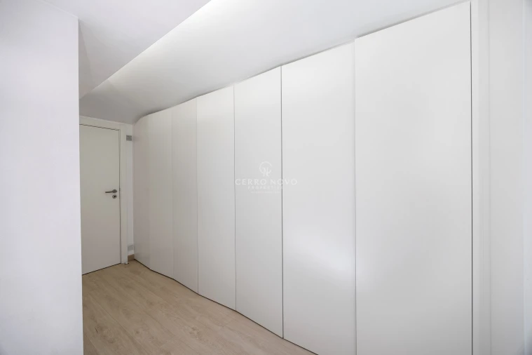 Apartamento T4 para Venda em Guia Foto 15