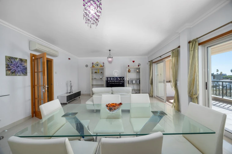 Apartamento T4 para Venda em Guia Foto 28