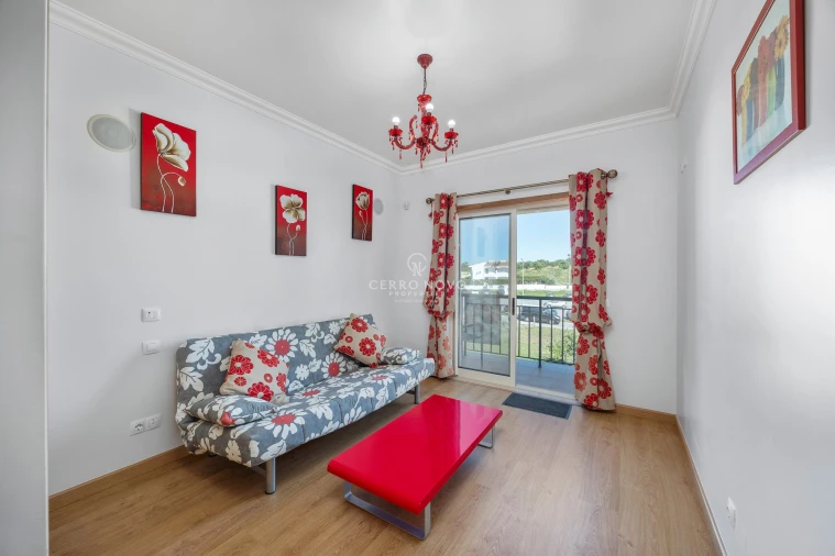 Apartamento T4 para Venda em Guia Foto 19