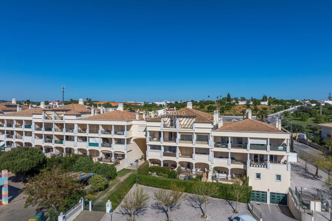 Apartamento T4 para Venda em Guia Foto 30