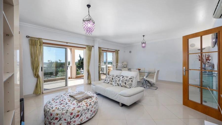 Apartamento T4 para Venda em Guia
