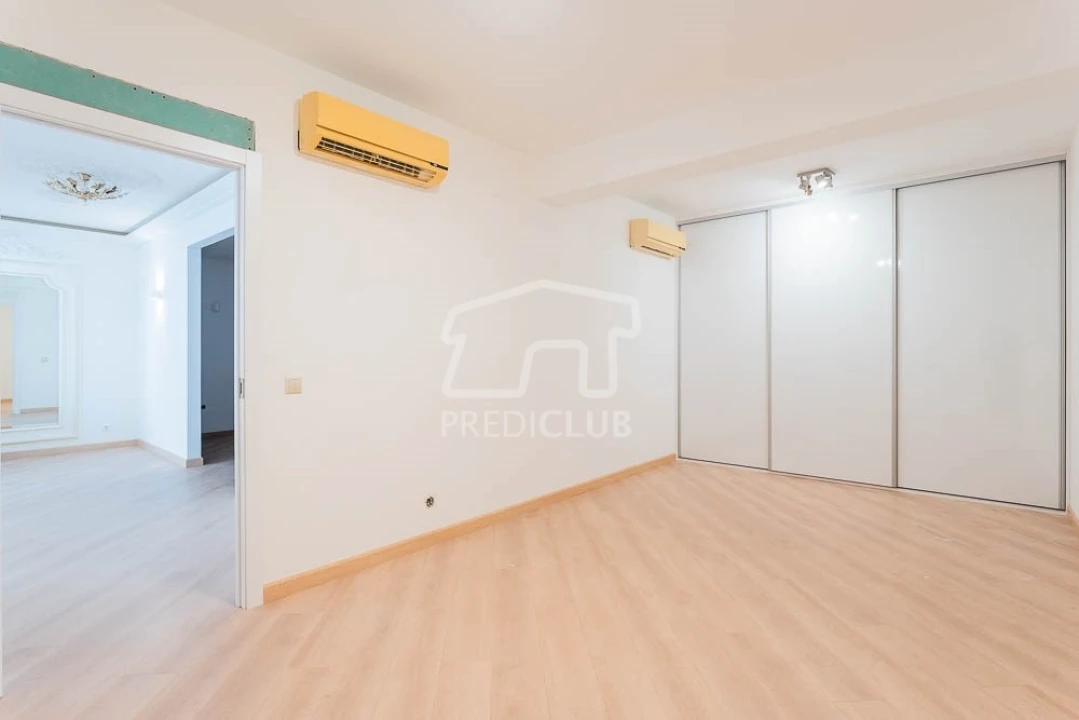 Moradia T5 para Venda em São Martinho Foto 62