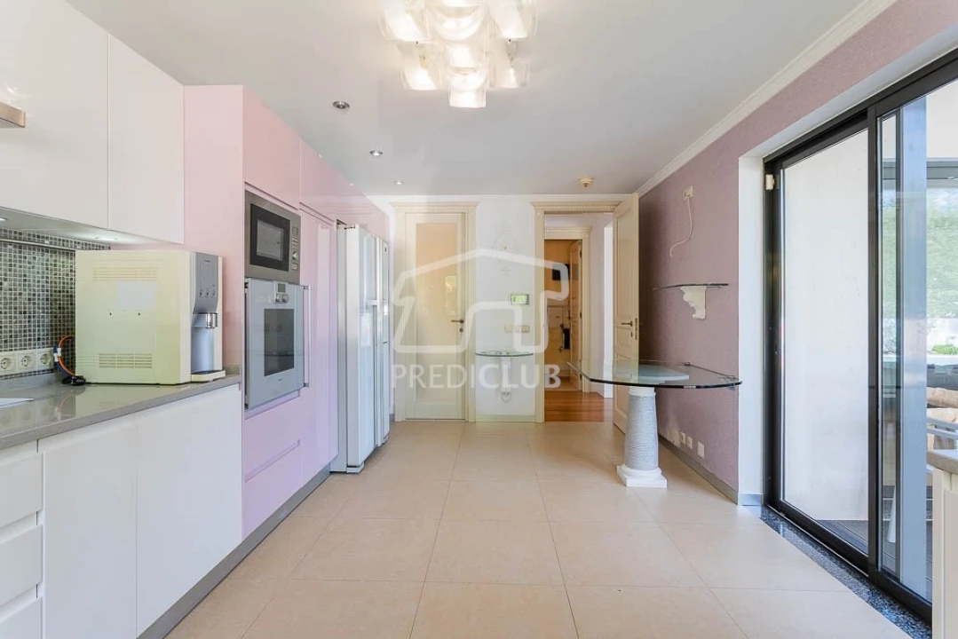 Moradia T5 para Venda em São Martinho Foto 49