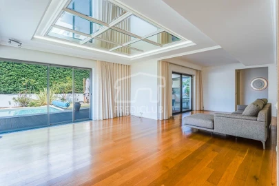 Moradia T5 para Venda em São Martinho