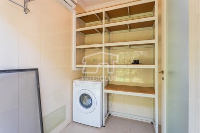 Moradia T5 para Venda em São Martinho