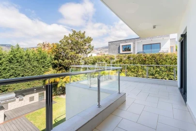 Moradia T5 para Venda em São Martinho