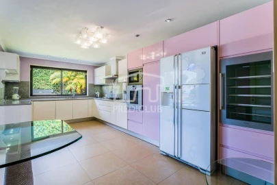 Moradia T5 para Venda em São Martinho