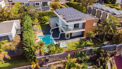 Moradia T5 para Venda em São Martinho