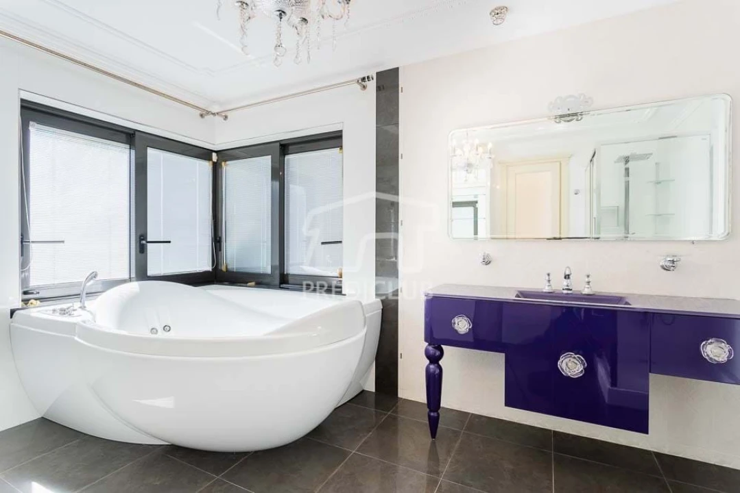 Moradia T5 para Venda em São Martinho Foto 38