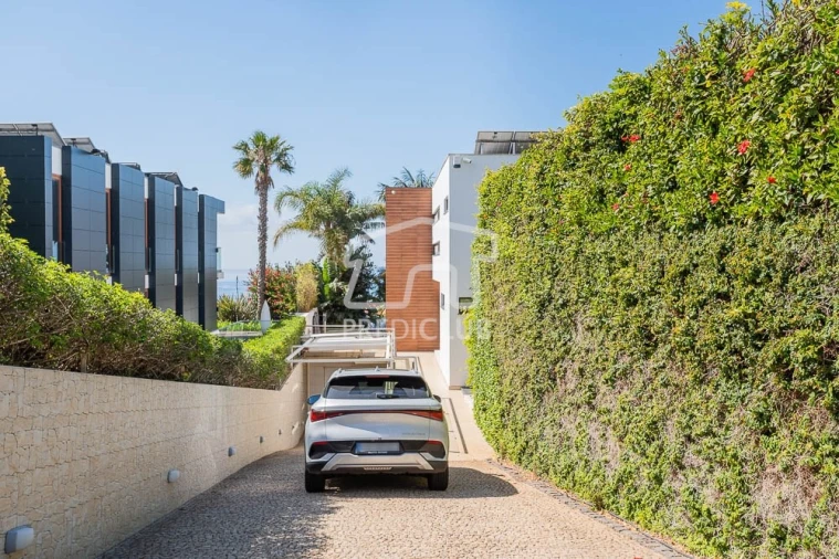 Moradia T5 para Venda em São Martinho Foto 25