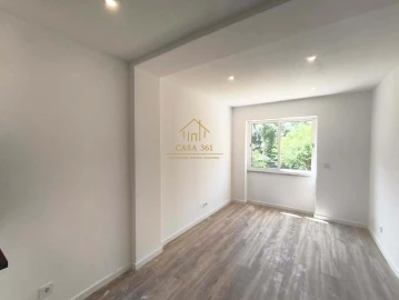 Apartamento T2 para Venda em Algueirão-Mem Martins