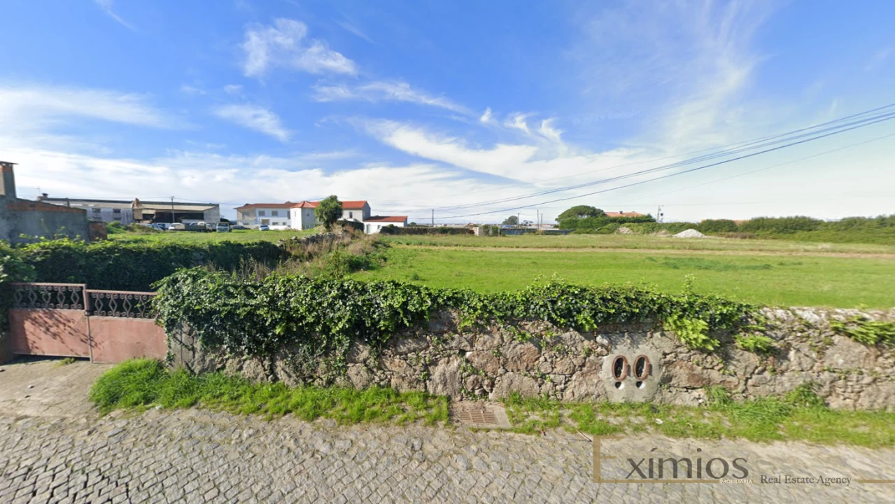 Terreno para Venda em Póvoa de Varzim, Beiriz e Argivai Foto 1