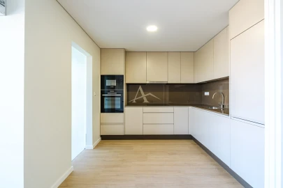 Apartamento T3 para Venda em Santa Marinha