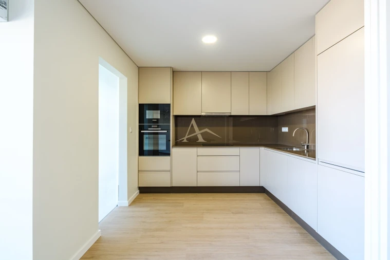 Apartamento T3 para Venda em Santa Marinha Foto 4