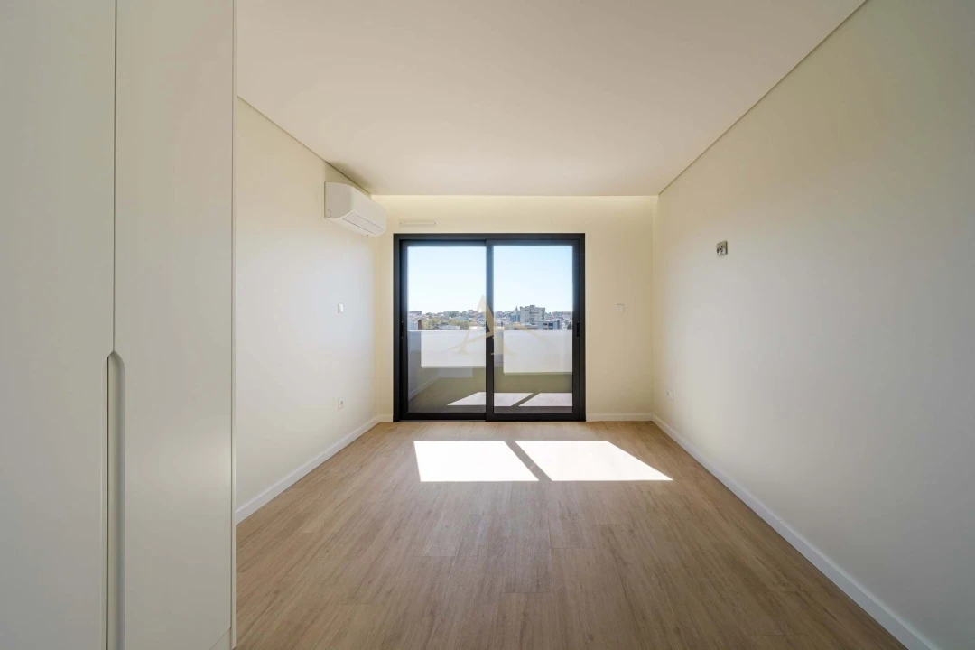 Apartamento T3 para Venda em Santa Marinha Foto 17