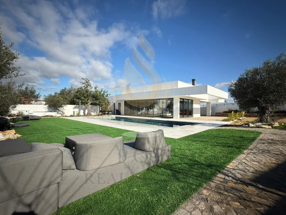 Moradia T4 para Venda em São Brás de Alportel Foto 1