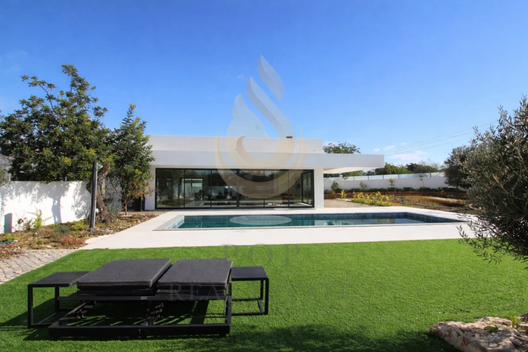 Moradia T4 para Venda em São Brás de Alportel Foto 2